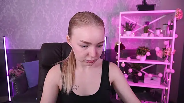 EmilySunshineS online show from 09.25.25