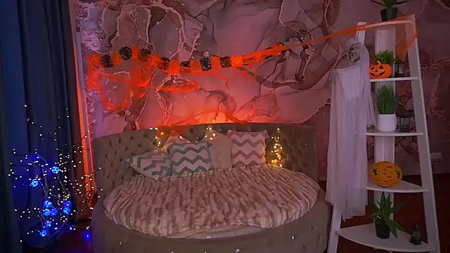 EmilySunshineS online show from 10.29.25