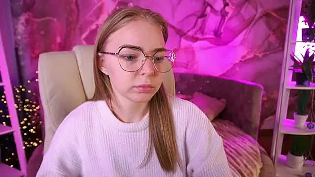 EmilySunshineS online show from 03.19.26