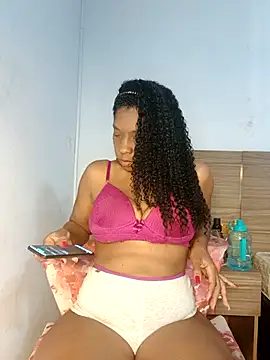 Snapshot of Luhma_hot chatting on 09.20.25 Luhma hot online show from 09.20.25