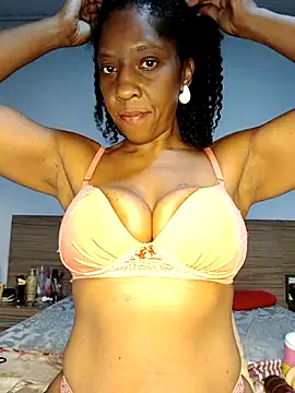 Snapshot of Luhma_hot chatting on 11.09.25 Luhma hot online show from 11.09.25