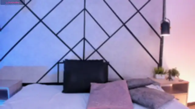 Snapshot of marie_miller_ chatting on 10.04.25 marie miller online show from 10.04.25