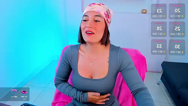 Snapshot of ScarlettWet9 chatting on 12.08.24 ScarlettWet9 online show from 12.08.24