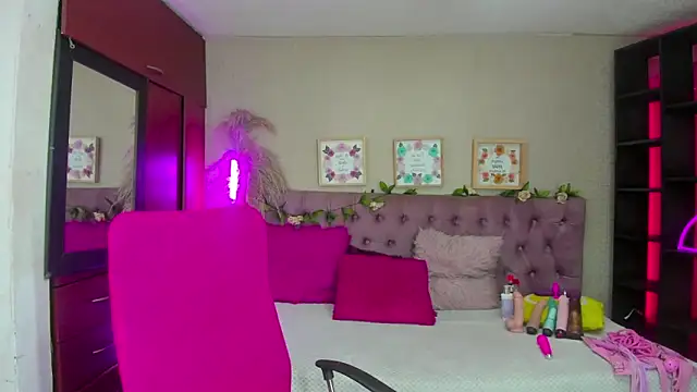  Pamela ebony online show from 11.28.25