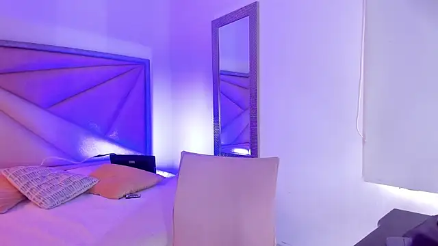 GiaFu online show from 11.02.25