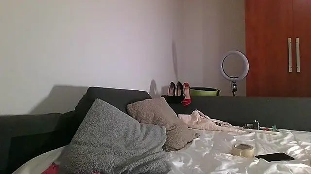 Snapshot of KarolinaReaper chatting on 12.03.24 KarolinaReaper online show from 12.03.24