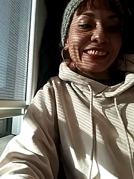 Snapshot of KarolinaReaper chatting on 01.16.25 KarolinaReaper online show from 01.16.25