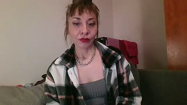 Snapshot of KarolinaReaper chatting on 01.30.25 KarolinaReaper online show from 01.30.25