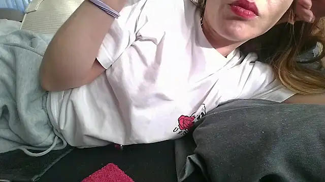 Snapshot of KarolinaReaper chatting on 02.03.25 KarolinaReaper online show from 02.03.25