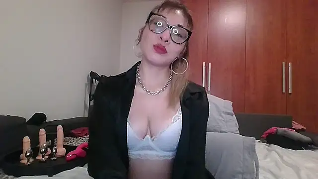 Snapshot of KarolinaReaper chatting on 02.07.25 KarolinaReaper online show from 02.07.25