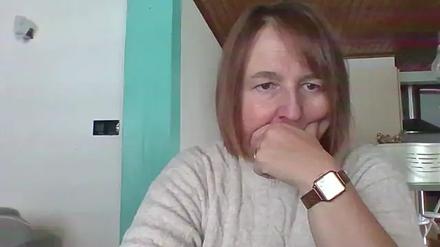 Snapshot of Sandcoq chatting on 11.20.25 Sandcoq online show from 11.20.25