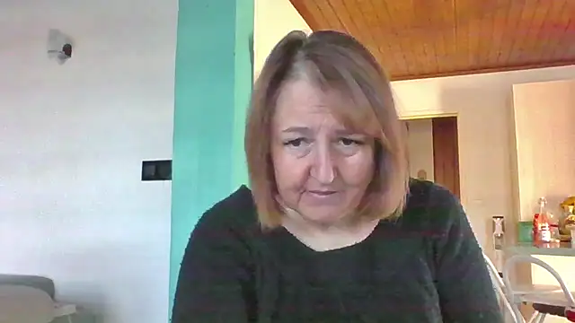 Snapshot of Sandcoq chatting on 01.19.26 Sandcoq online show from 01.19.26