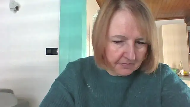 Snapshot of Sandcoq chatting on 02.02.26 Sandcoq online show from 02.02.26