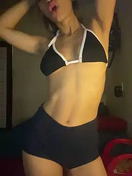 Carolinen online show from 09.12.25