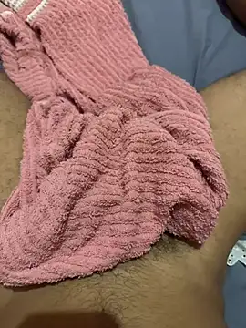 E Himeros online show from 12.17.24