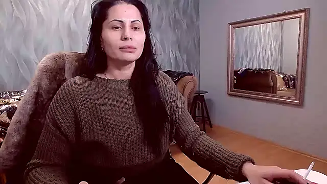 Sara Poison online show from 02.04.25