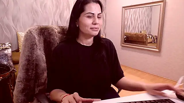 Sara Poison online show from 03.23.25