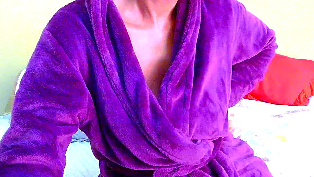 Snapshot of Mollybrookexx chatting on 06.27.26 Mollybrookexx online show from 06.27.26