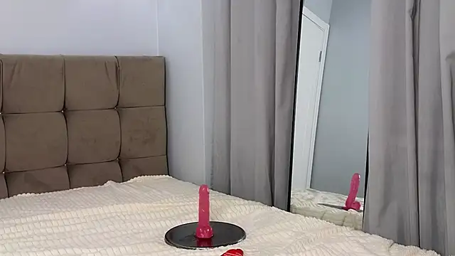 magnificent angel online show from 02.13.25