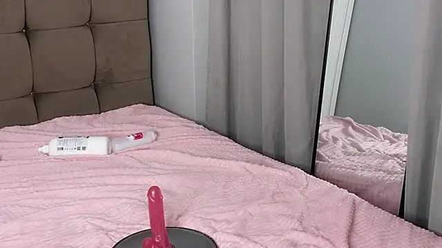 magnificent angel online show from 02.20.25