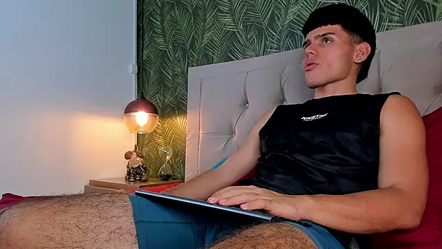 Snapshot of Nathaniel_Park chatting on 02.03.25 Nathaniel Park online show from 02.03.25