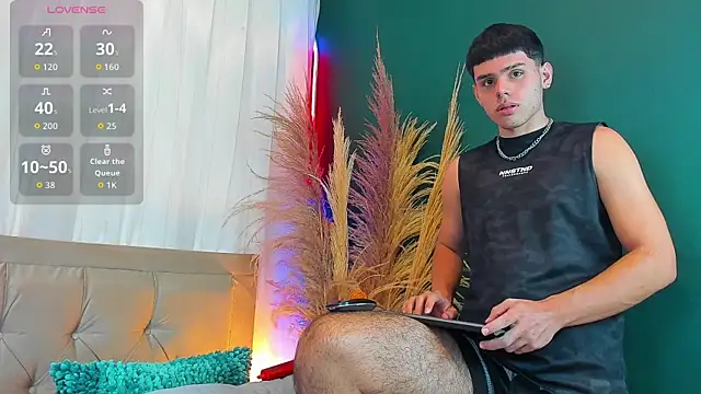 Snapshot of Nathaniel_Park chatting on 09.30.25 Nathaniel Park online show from 09.30.25