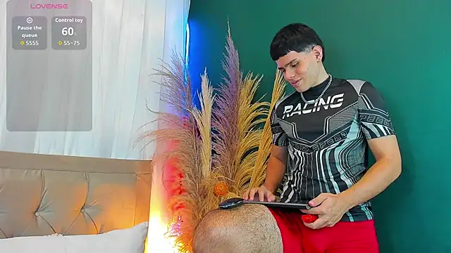 Snapshot of Nathaniel_Park chatting on 10.01.25 Nathaniel Park online show from 10.01.25