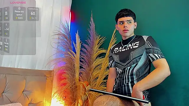 Snapshot of Nathaniel_Park chatting on 10.14.25 Nathaniel Park online show from 10.14.25