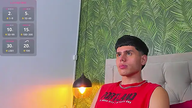 Snapshot of Nathaniel_Park chatting on 11.01.25 Nathaniel Park online show from 11.01.25