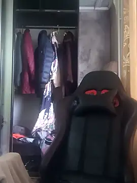 Veronica-Celie online show from 11.17.25