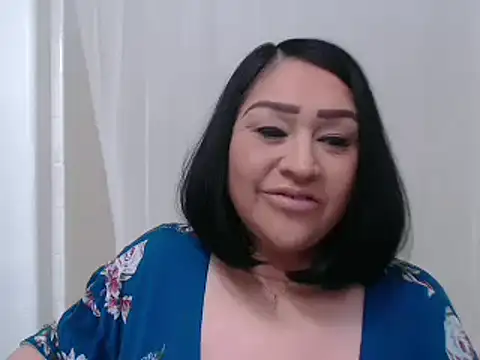AlyssiaAmoreXO online show from 01.21.25
