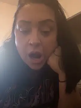 Snapshot of AlyssiaAmoreXO chatting on 10.11.25 AlyssiaAmoreXO online show from 10.11.25