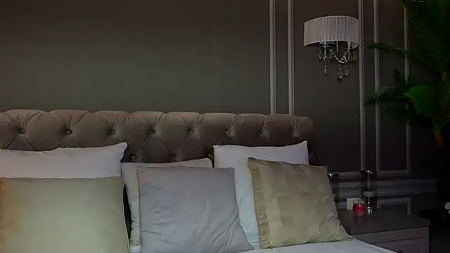 Snapshot of AnnieStylesx chatting on 10.09.25 AnnieStylesx online show from 10.09.25