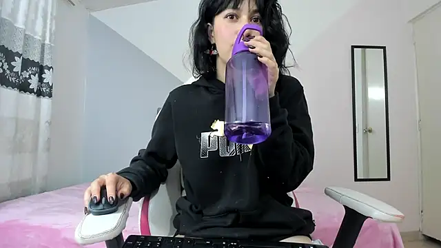 Snapshot of Camcrush__ chatting on 03.03.25 Camcrush online show from 03.03.25