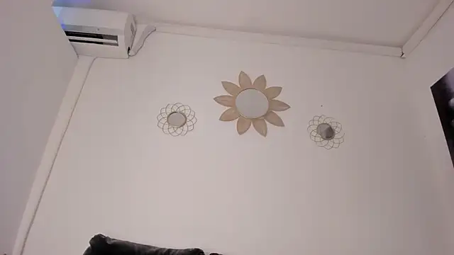 Snapshot of Sexual_Desirests chatting on 02.09.25 Sexual Desirests online show from 02.09.25