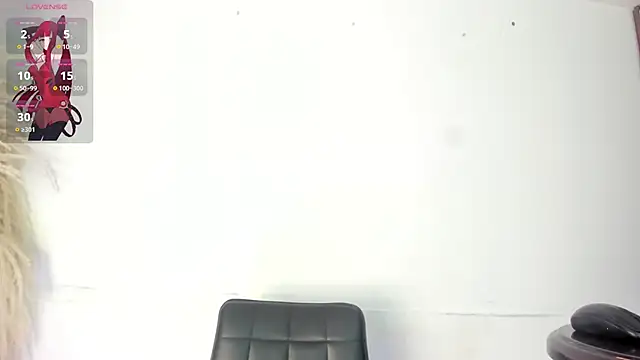 Snapshot of Sexual_Desirests chatting on 02.27.25 Sexual Desirests online show from 02.27.25