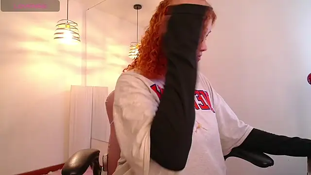 Missbrave1 online show from 12.31.24