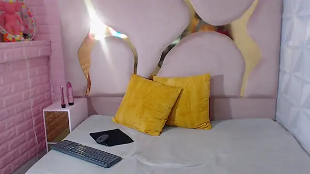 cathaleyahh online show from 12.29.24