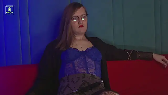 YukoFanee online show from 01.10.25