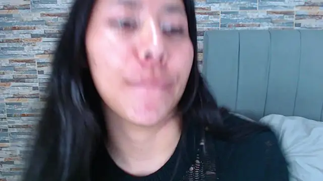  joy yva online show from 10.03.25