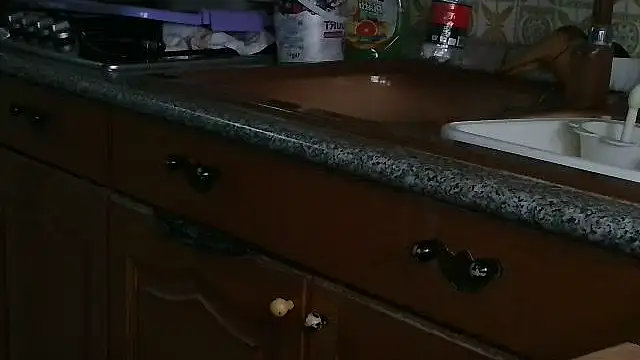 Snapshot of VeneRed chatting on 09.28.25 VeneRed online show from 09.28.25