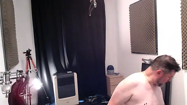 Snapshot of french_slave1 chatting on 06.06.26 french slave1 online show from 06.06.26