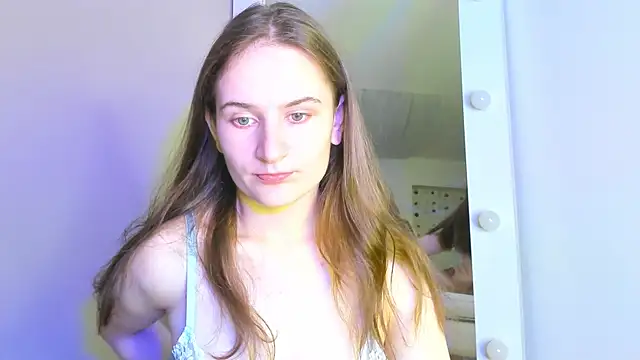 L1ittle kitty  online show from 10.10.25