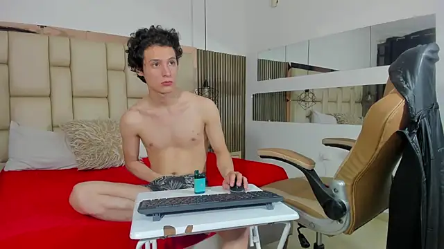 LIZandDante online show from 03.13.25