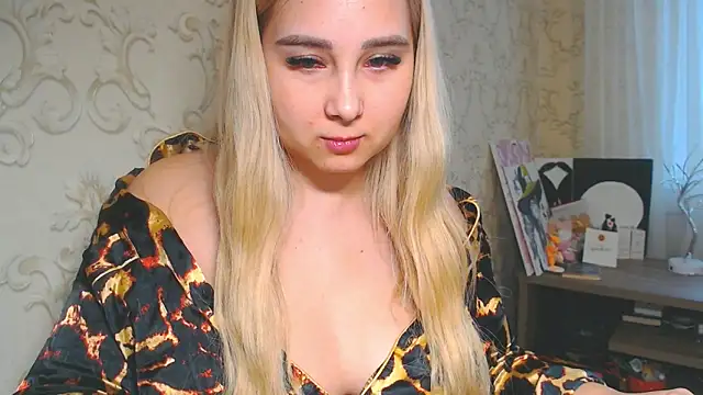 DolphinDreams online show from 04.07.26