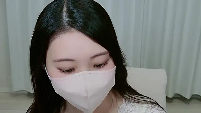 yuki room online show from 11.27.25