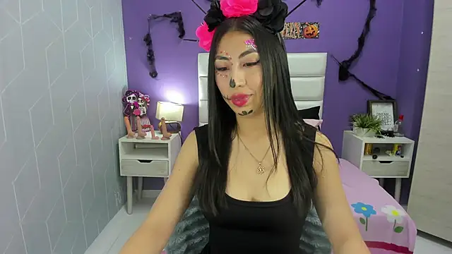 Sophia abad7 online show from 10.31.25