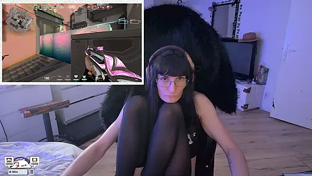 Snapshot of CeriseLapine chatting on 10.25.25 CeriseLapine online show from 10.25.25