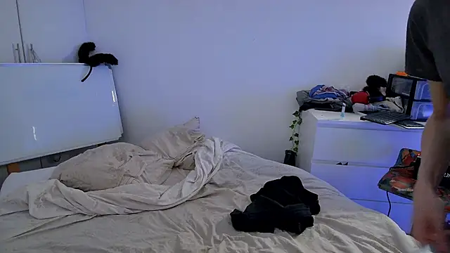 CeriseLapine online show from 11.23.25