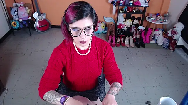 MissMiia2 online show from 01.06.25